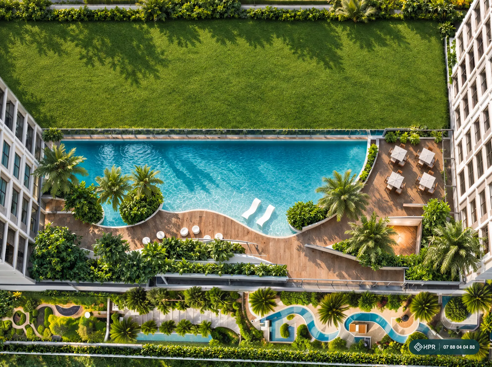 Hồ bơi nhìn từ trên xuống
